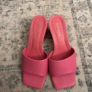 BAMBOO Women's Vibrant Pink Heeled Slides